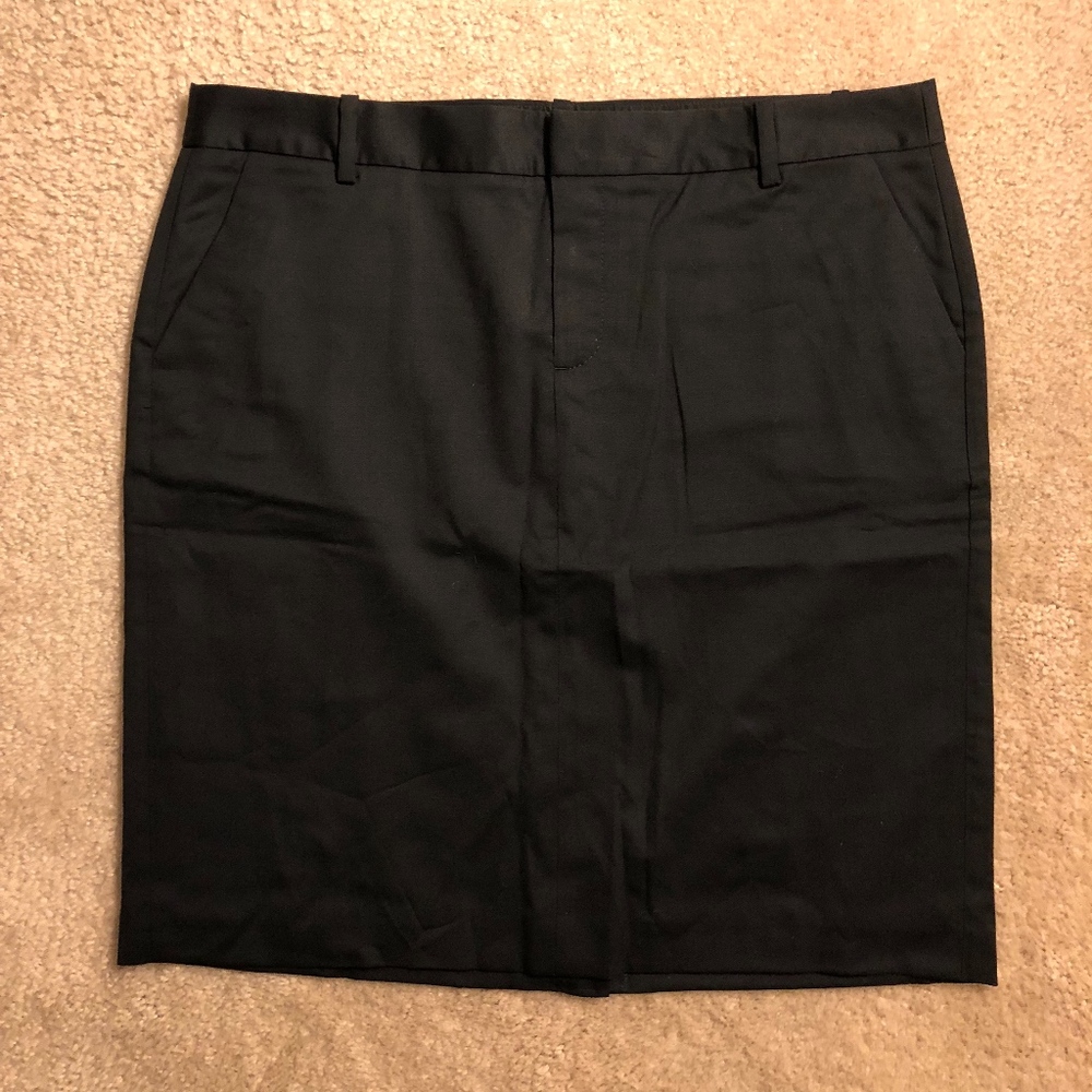 NWOT Eddie Bauer Mercer Fit Black Skirt
